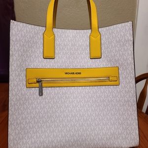 Michael Kors Kenly Purse